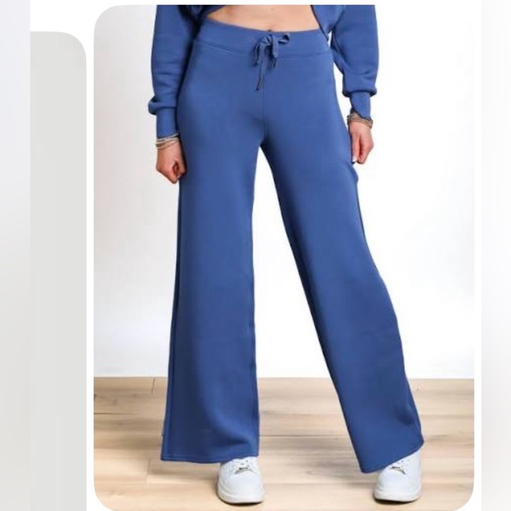SPANX Air Essentials Wide Leg Pants Faded Indigo XS NWT